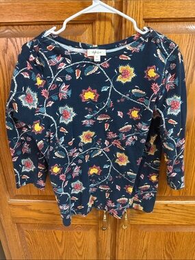 Style & Co. Navy Floral Scoop Neck Shirt with Pink and Yellow Accents XL